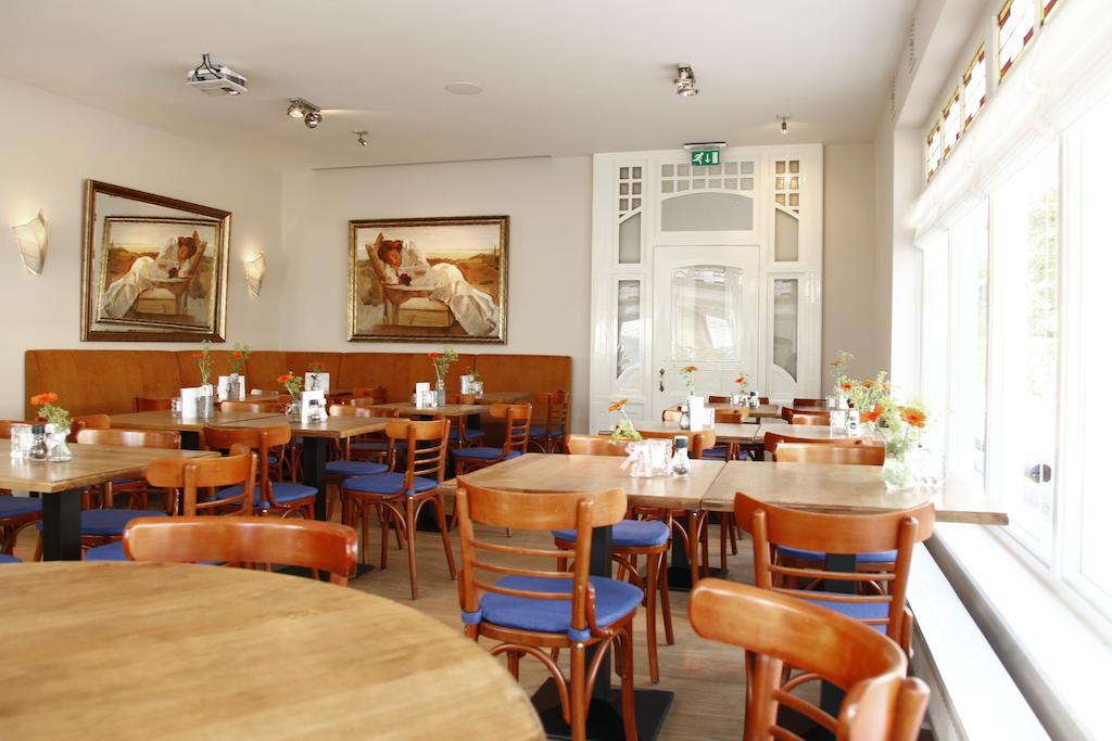 Hotel Brasserie Om De Noord Schiermonnikoog Exterior photo