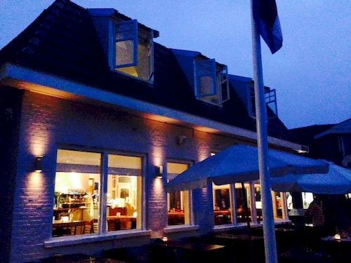 Hotel Brasserie Om De Noord Schiermonnikoog Exterior photo